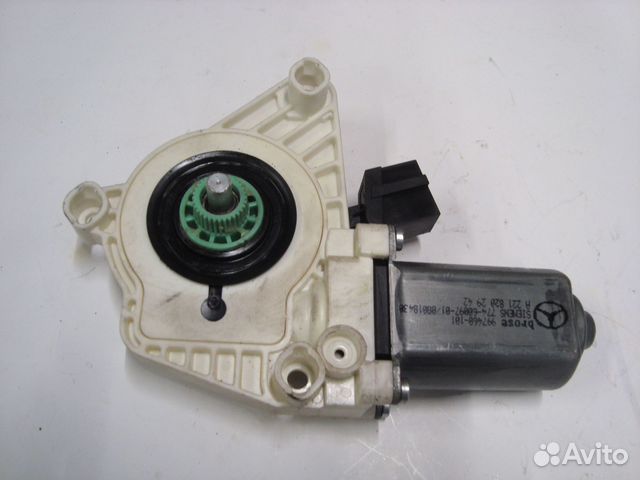 Моторчик заднего левого стеклоподъемника W221 A221