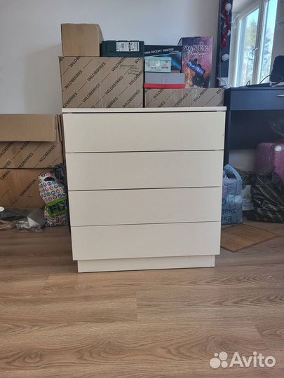 Комод белый