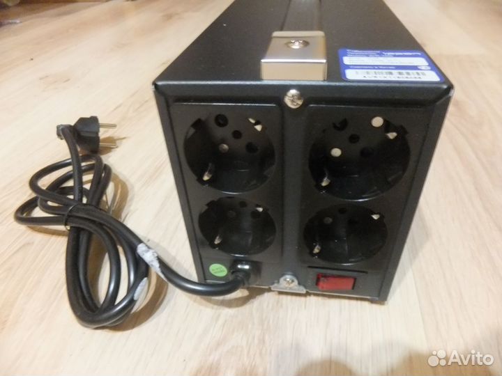 Стабилизатор напряжения ippon avr-1000