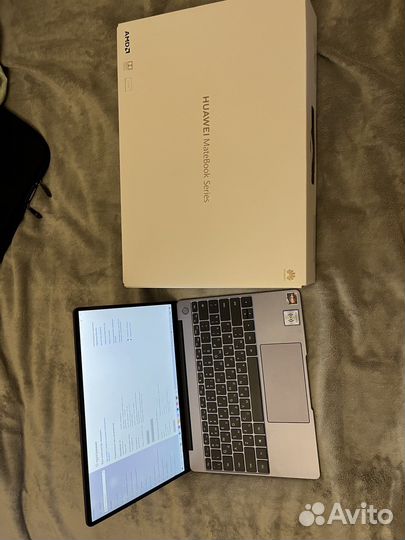 Huawei matebook 13