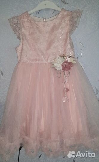 Платье нарядное для девочки 116