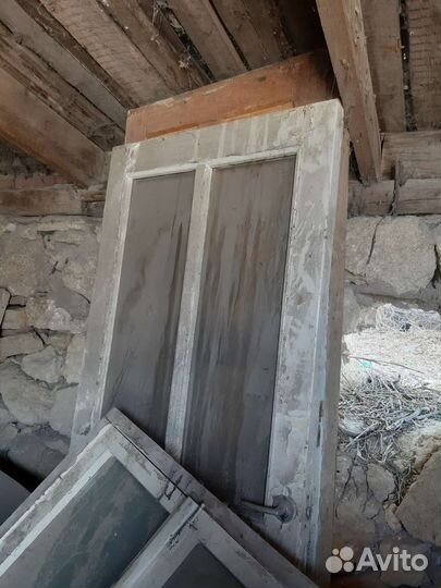 Дверь входная деревянная бу