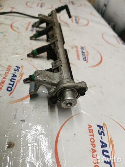 Топливная рампа Ford Focus 2 универсал 1.6 hwda