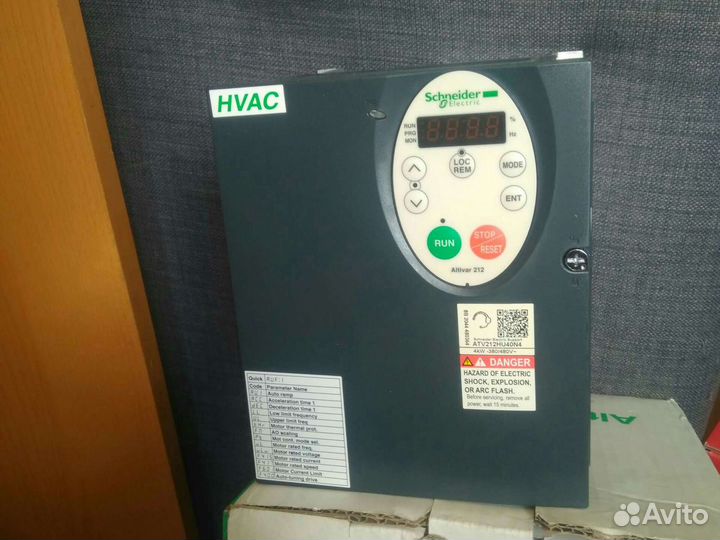 Частотный регулятор ATV 212HU40N4 schneider