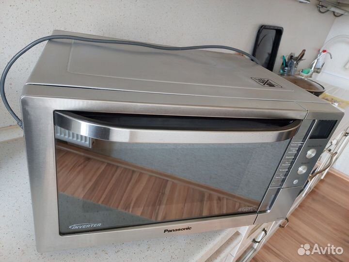 Микроволновая печь инверторная Panasonic NN-CS596S