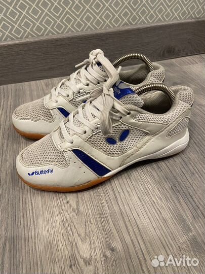 Кроссовки женские butterfly 35 размер