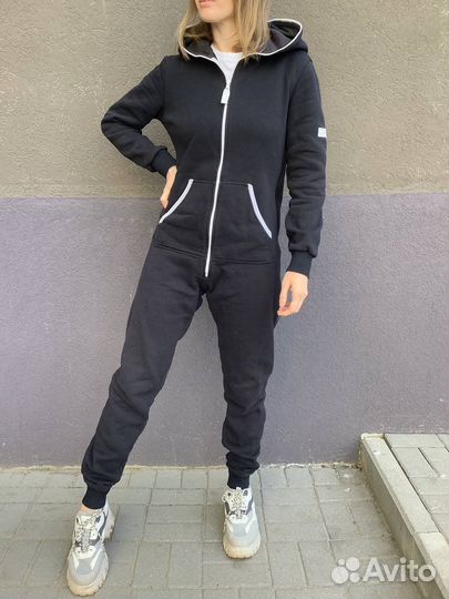 Комбинезон женский