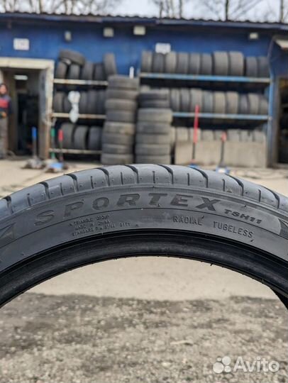 Triangle TH201 Sportex 245/40 R20 и 275/35 R20 102Y