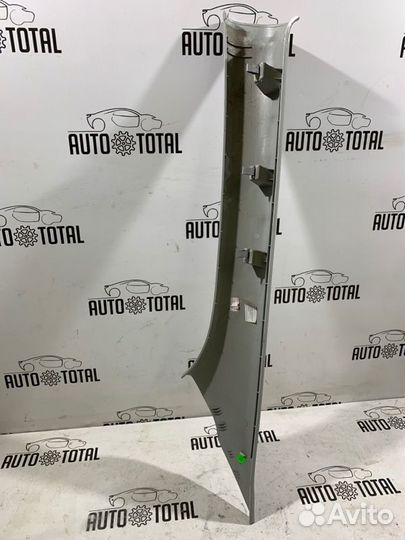 Накладка стойки передняя правая Volkswagen Polo