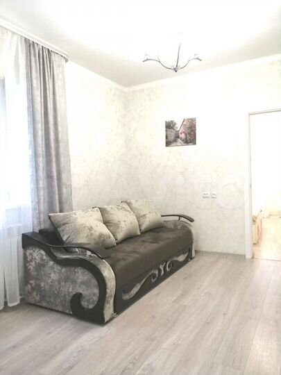 2-к. квартира, 50 м², 1/1 эт.