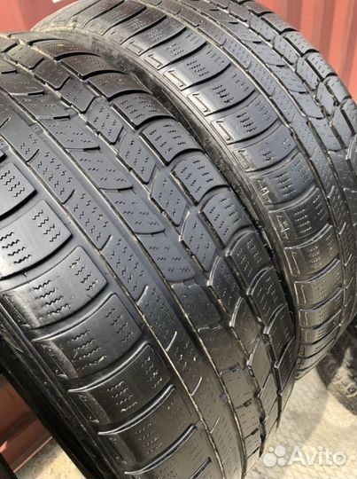 Roadstone Winguard Sport 215/55 R17