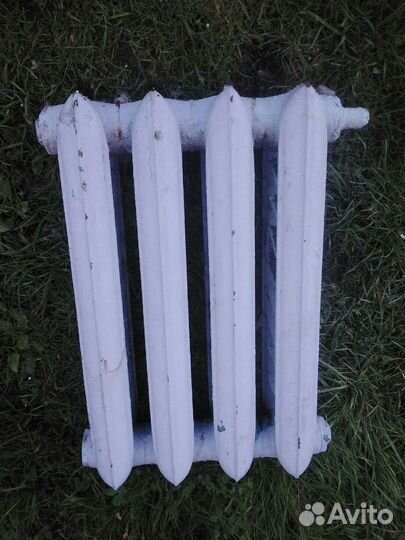 Батарея чугунная 4 секции