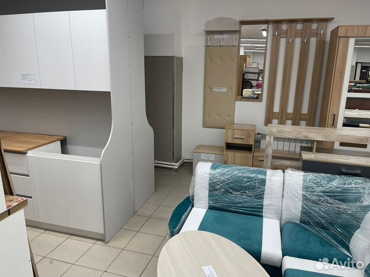 Компьютерный стол