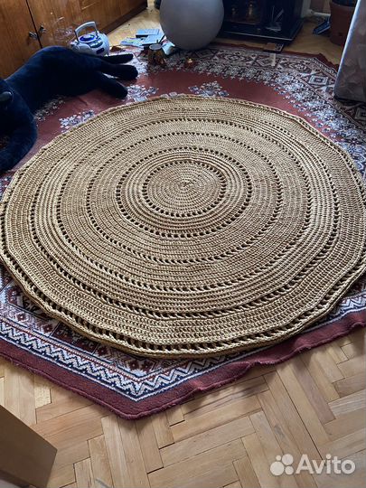 Ковер из трикотажной пряжи