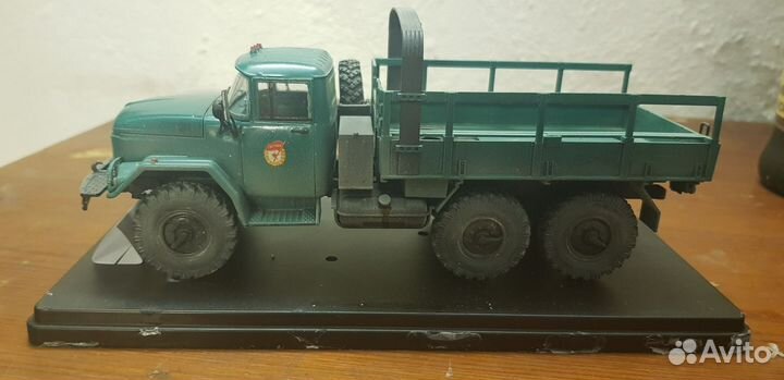 Модель грузовика ЗИЛ-131 массштаб 1-35