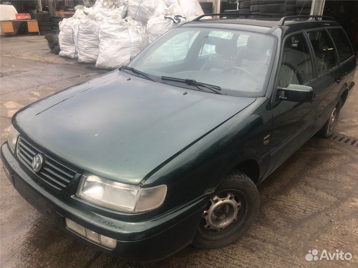 Разбор на запчасти Volkswagen Passat 4 1994-1996