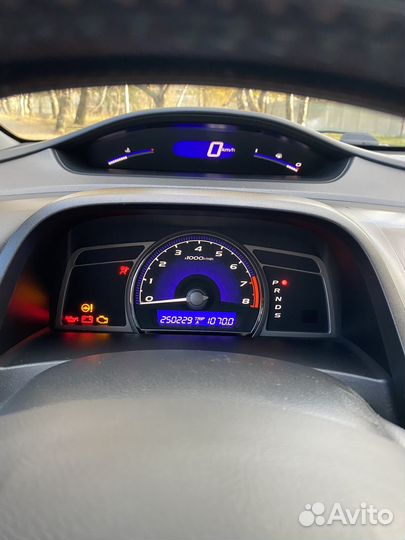 Honda Civic 1.8 AT, 2008, 250 229 км