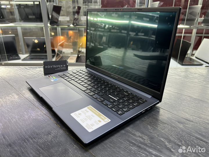 Новый ультрабук Asus VivoBook 15 r7/16/512/3050