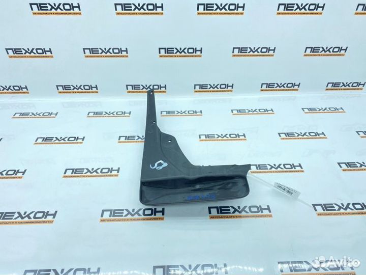 Брызговик задний правый Lexus Rx450H GYL25 3.5