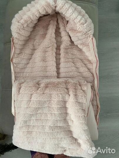 Конверт на выписку для девочки новый