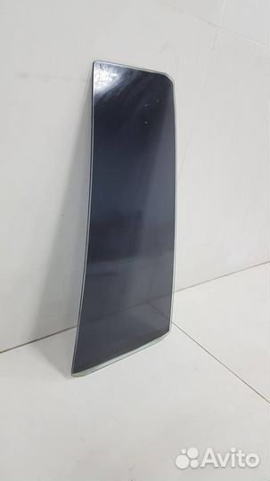 Стекло двери задней правой форточка Toyota Land Cr