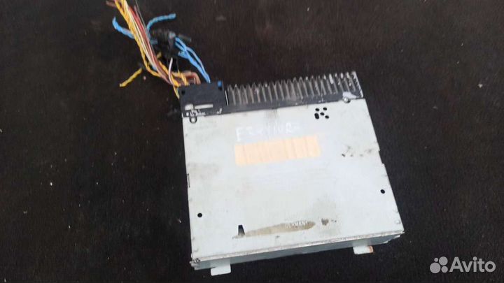 Усилитель акустический для BMW 7 E38