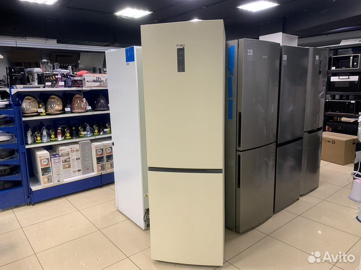 Холодильник Haier C2F637CGG