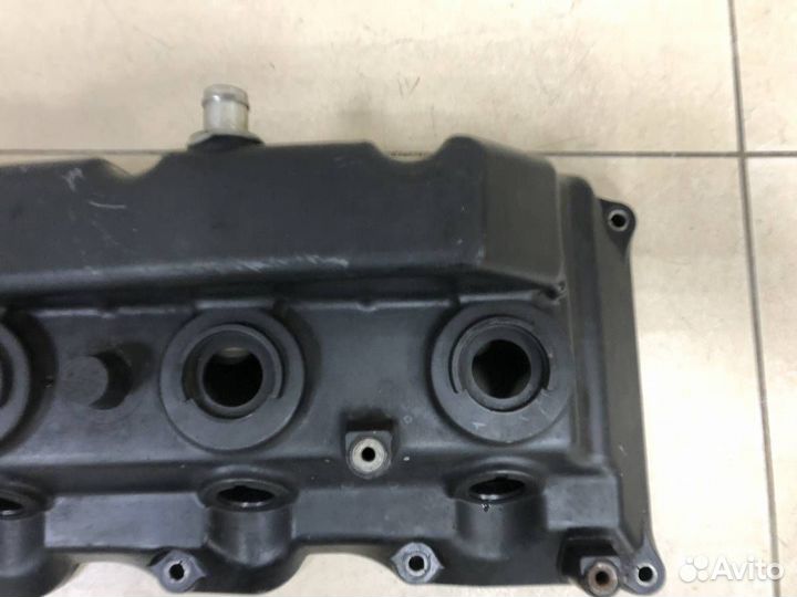 Крышка клапанов головки блока Toyota Land Cruiser Prado