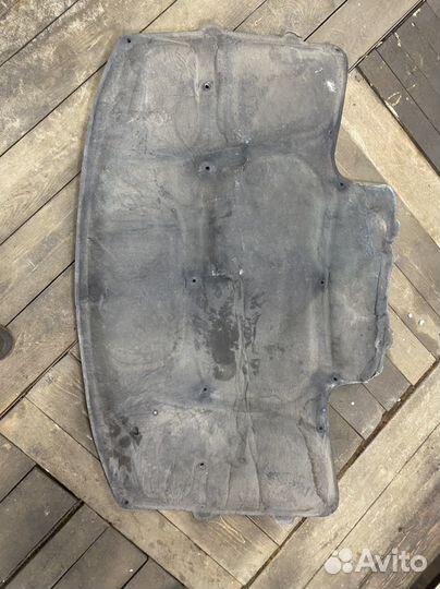 Шумоизоляция капота Bmw e39