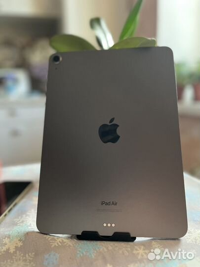iPad Air 5 2022 M1 wifi 64g NEW