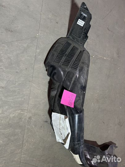 Подкрылок пер правый nissan Tiida 03/2015)