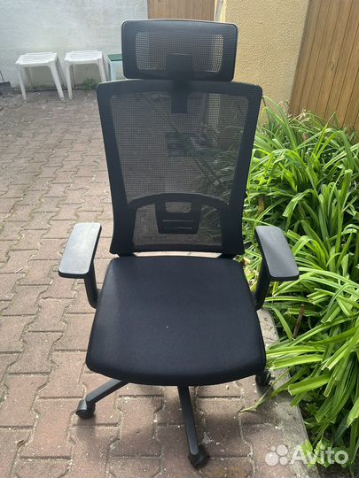 Офисное кресло бу Riva Chair RCH A926