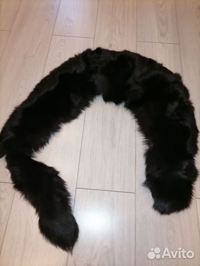 Меховой воротник чернобурка