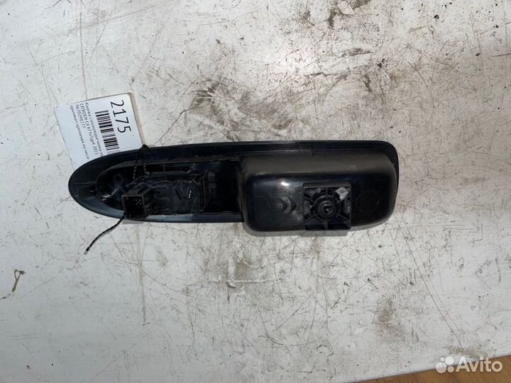 Кнопка стеклоподъемника задняя левая Citroen C4 B7