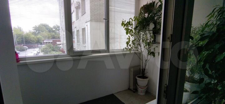 2-к. квартира, 65 м², 2/10 эт.