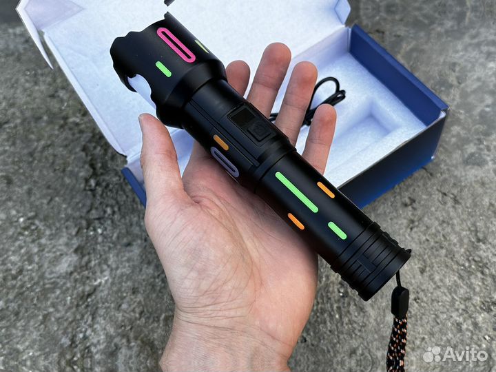 Сумашедший фонарь на 18000мач