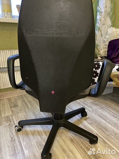 Компьютерное кресло