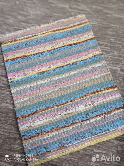 Деревенские коврики ручной работы