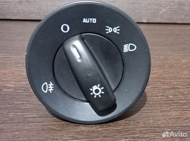 Переключатель света фар шкода октавия А5