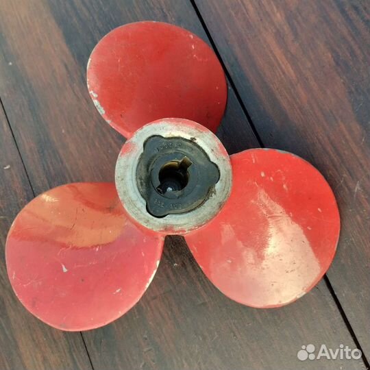 Винт для лодочного мотора