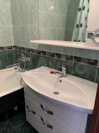 2-к. квартира, 63 м², 15/18 эт.