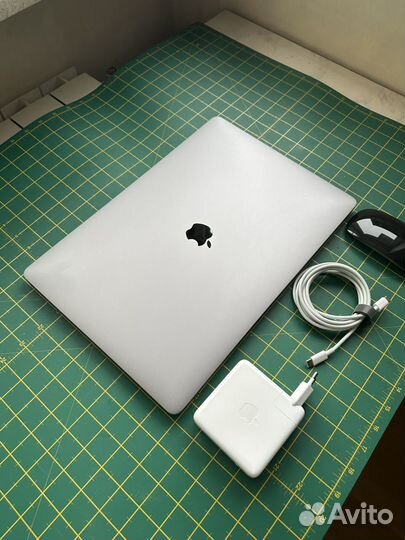 Apple macbook pro 16 i9 64gb 8gb 512gb