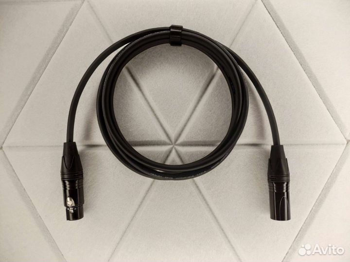 Xlr штекер на Xlr гнездо mogami 2549