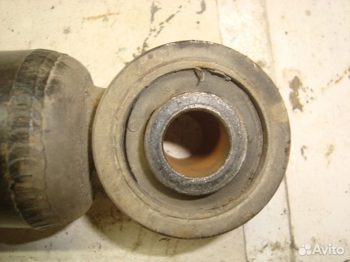 Амортизатор передний W163 M628