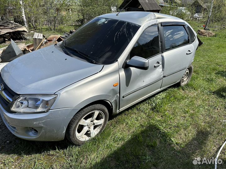 LADA Granta 1.6 МТ, 2012, битый, 187 000 км