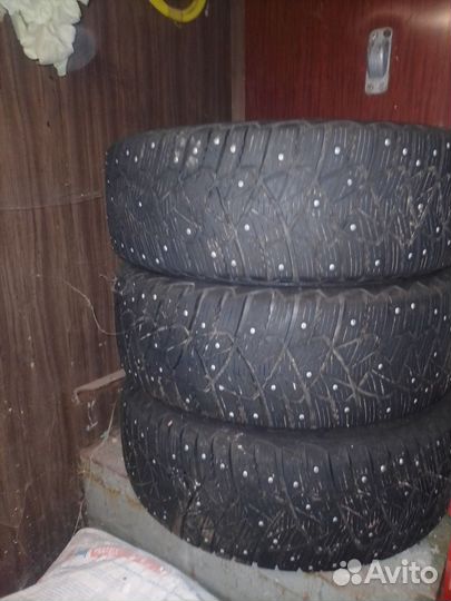Goodyear UltraGrip 205/55 R16