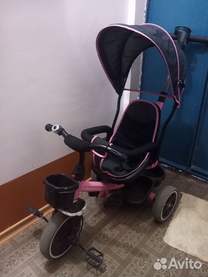 Трехколесный велосипед