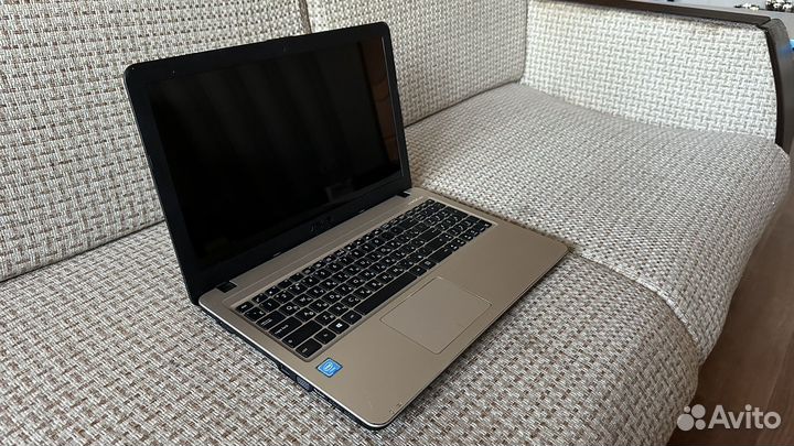 Asus с офиса для работы и дома на 256gb SSD