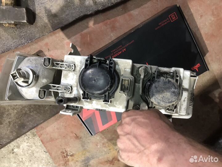 Фара передняя правая 2112 2110 2111