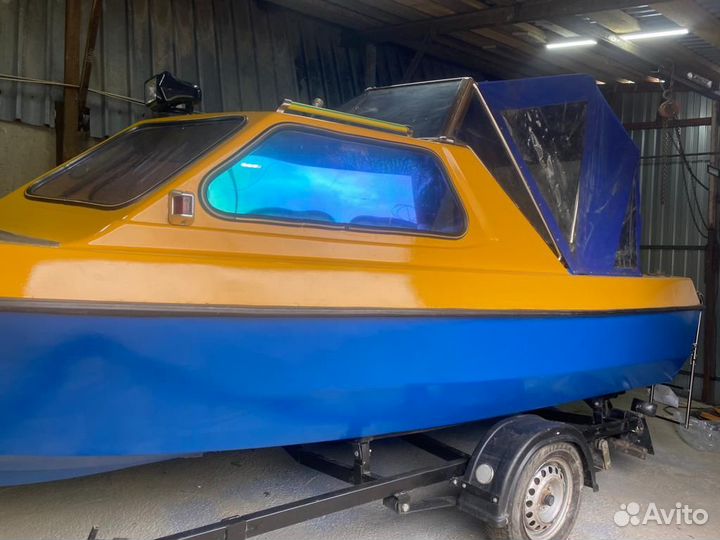 Моторная лодка б/у
